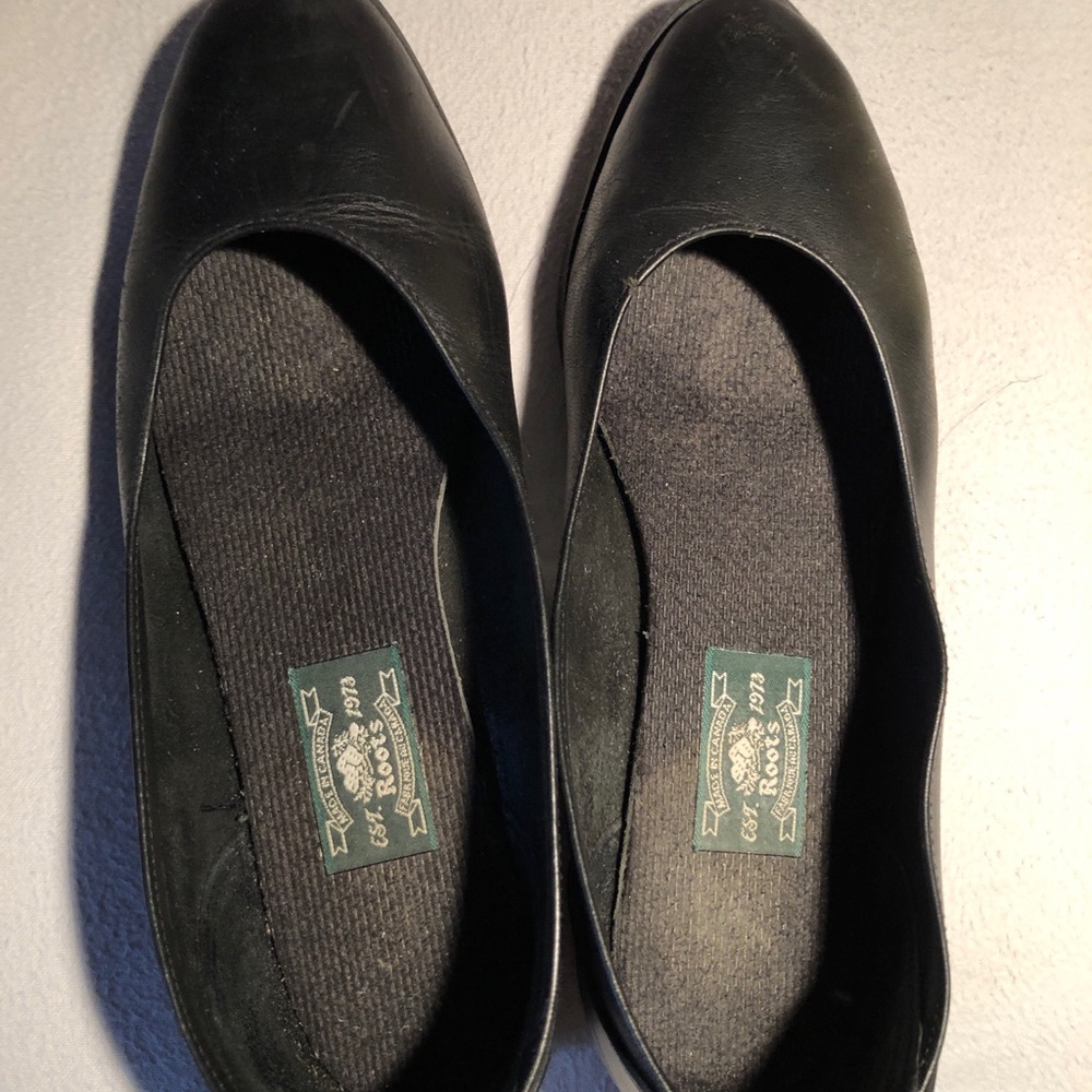 Vintage Roots Black Leather Flats